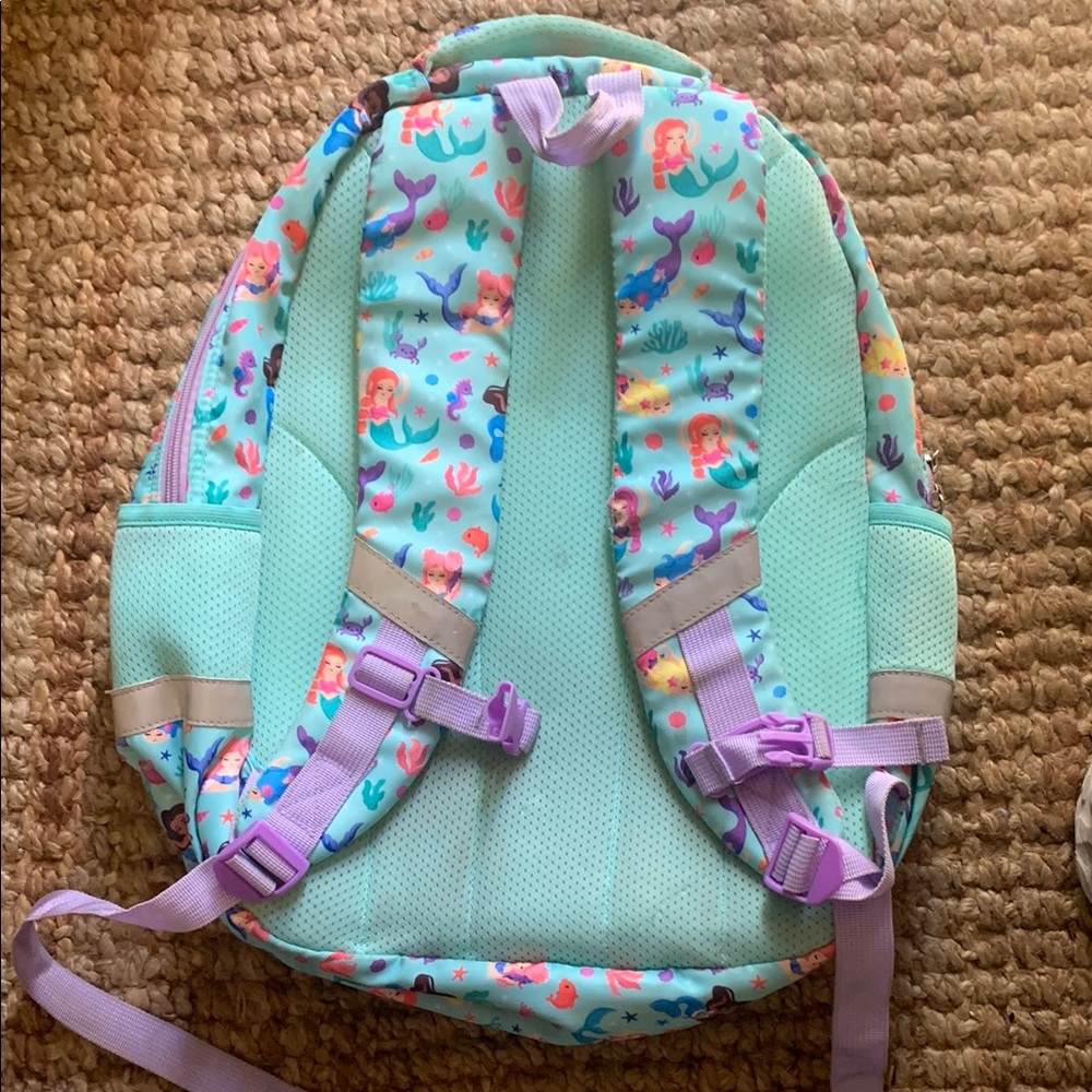 💋Colorful Mermaid Design Backpack💋 - Picture 3 of 7